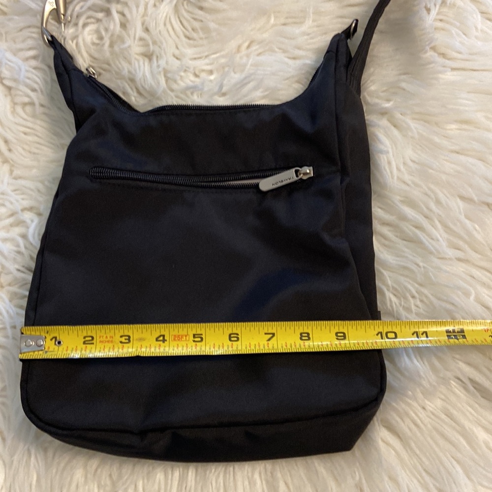 Travelon Nylon Crossbody Bag excellent condition black color - Picture 13 of 16